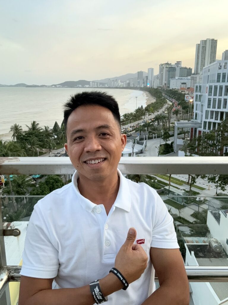 Chuyên gia bất động sản Trần Quốc Hoàn tại Sài Gòn