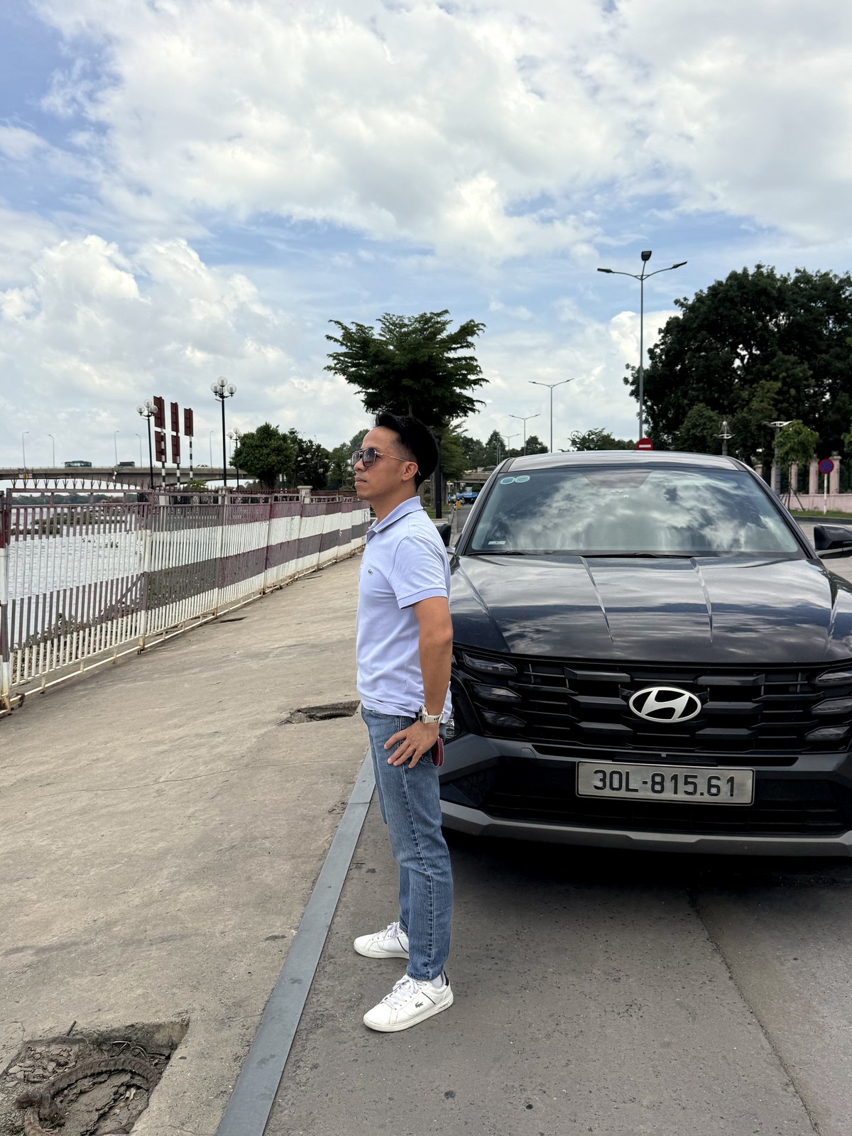 Trần Quốc Hoàn đi thực địa bên sông Sài Gòn, Thủ Dầu Một