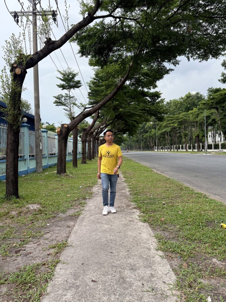 Trần Quốc Hoàn thực địa khu công nghiệp, nơi việc làm kéo dân cư miền Nam