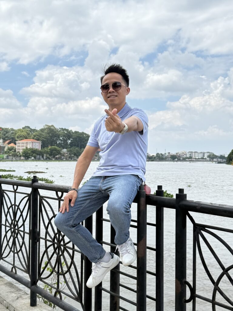 Trần Quốc Hoàn bán bớt bất động sản để dễ quản lý ven sông Sài Gòn
