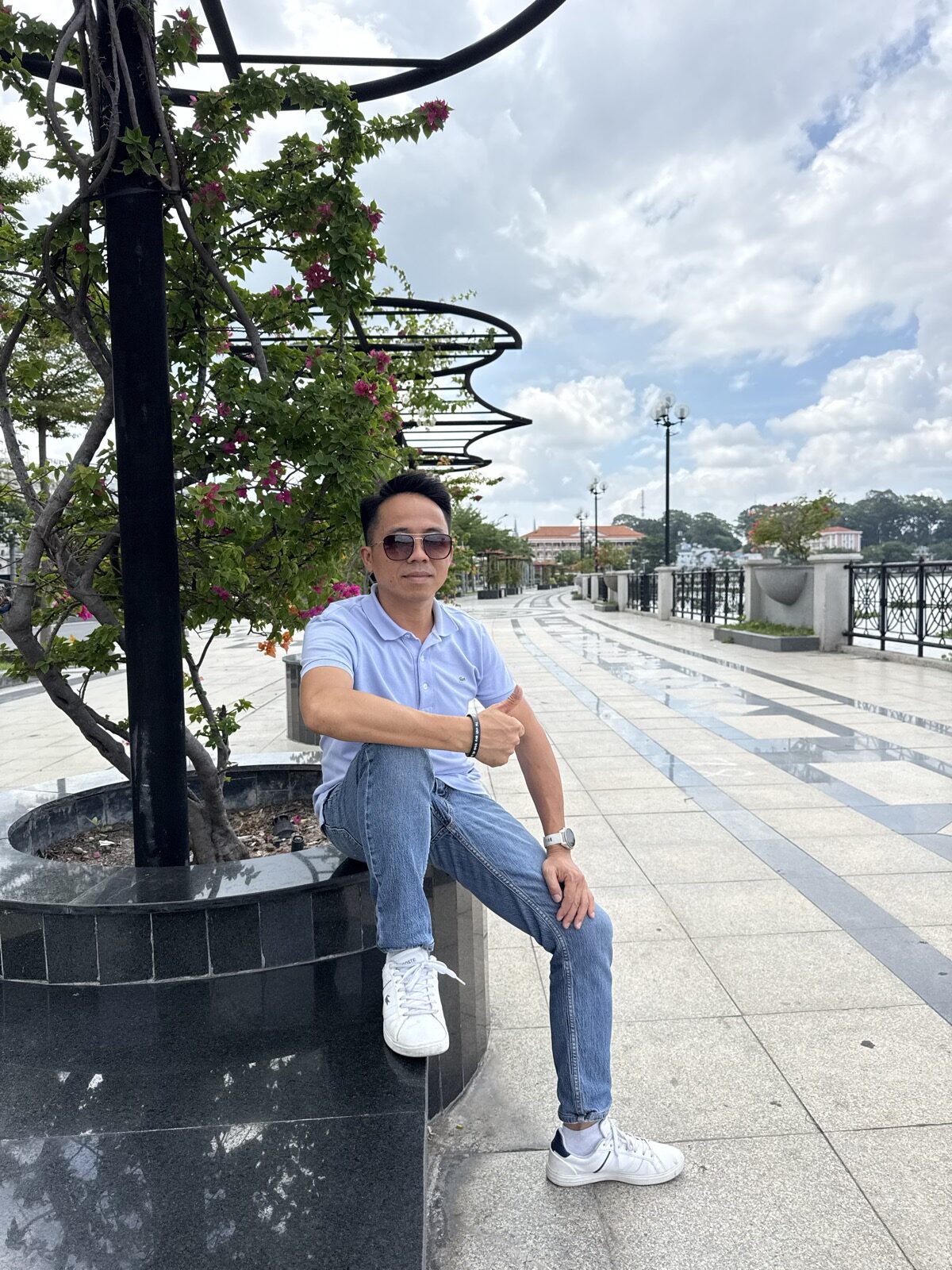 Hoàn ven sông Sài Gòn ngẫm về rủi ro giao toàn quyền quản lý nhà